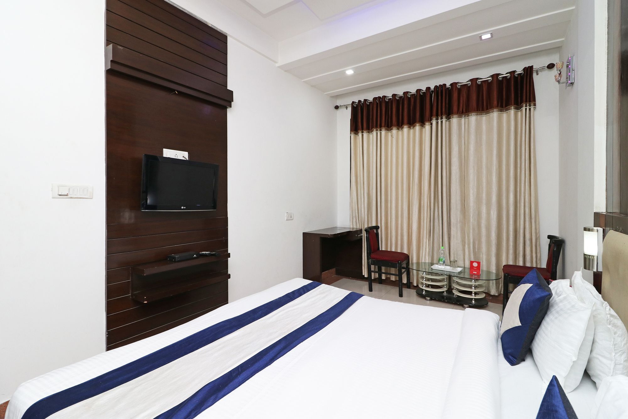 Oyo 9974 Hotel Taj Prince 아그라 외부 사진